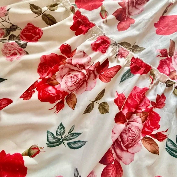 Floral Maxi Skirt - Red and Green - Picture 6 of 9